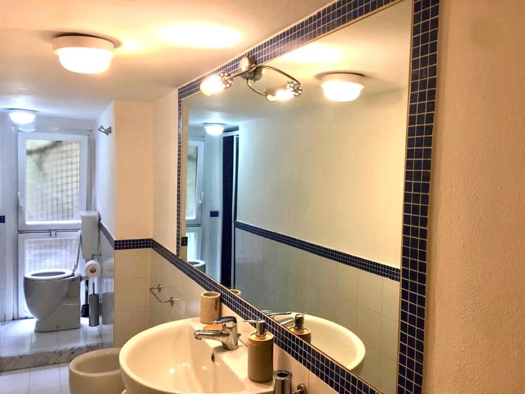 Yourvacanza Navigli Loft Apartment Милано Екстериор снимка