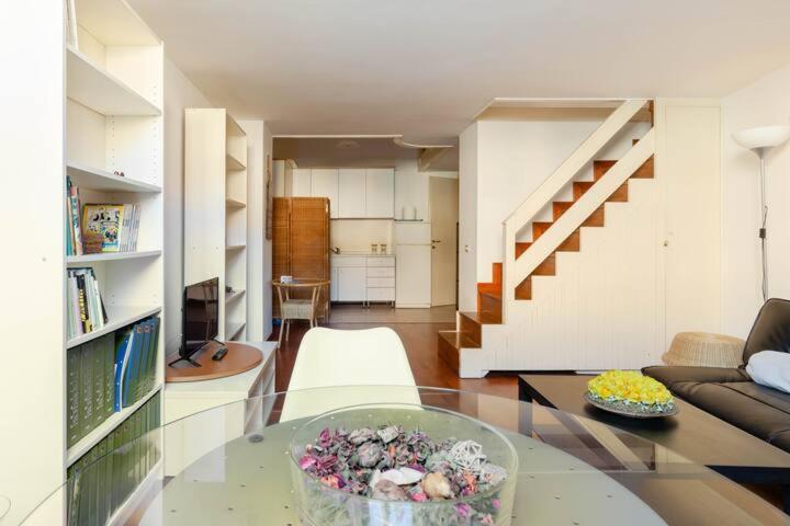 Yourvacanza Navigli Loft Apartment Милано Екстериор снимка